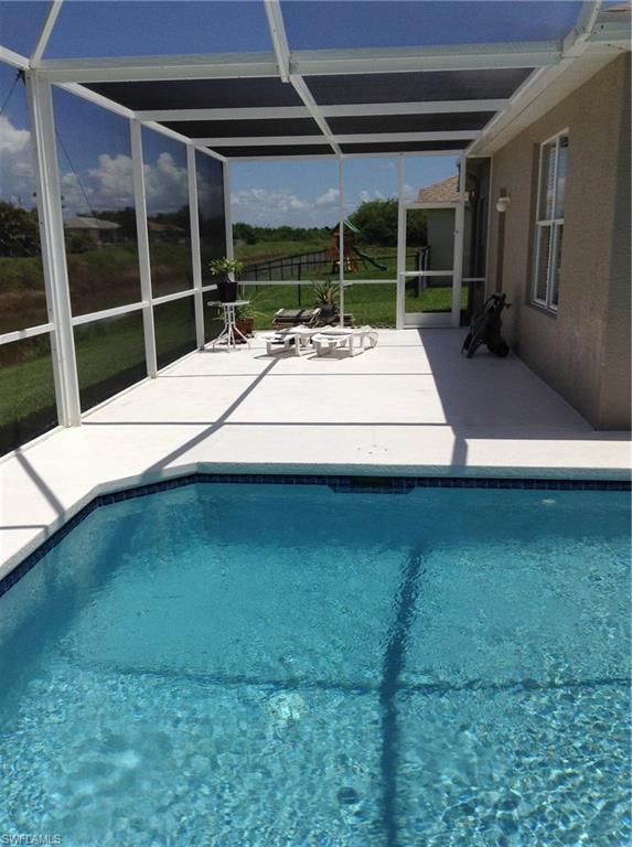 VARSITY LAKES - Residential