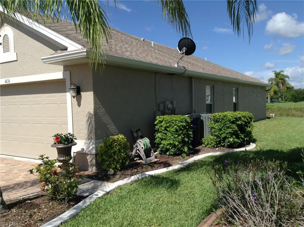 VARSITY LAKES - Residential