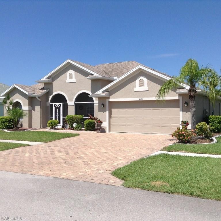 VARSITY LAKES - Residential