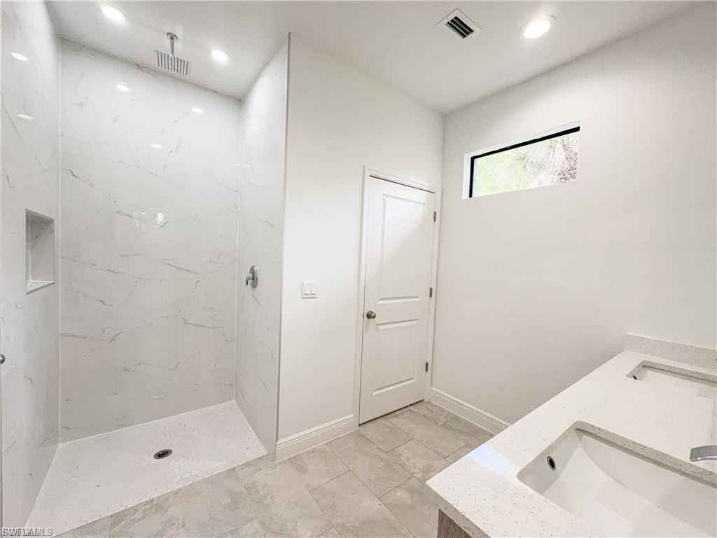 PORT LABELLE - Residential Lease