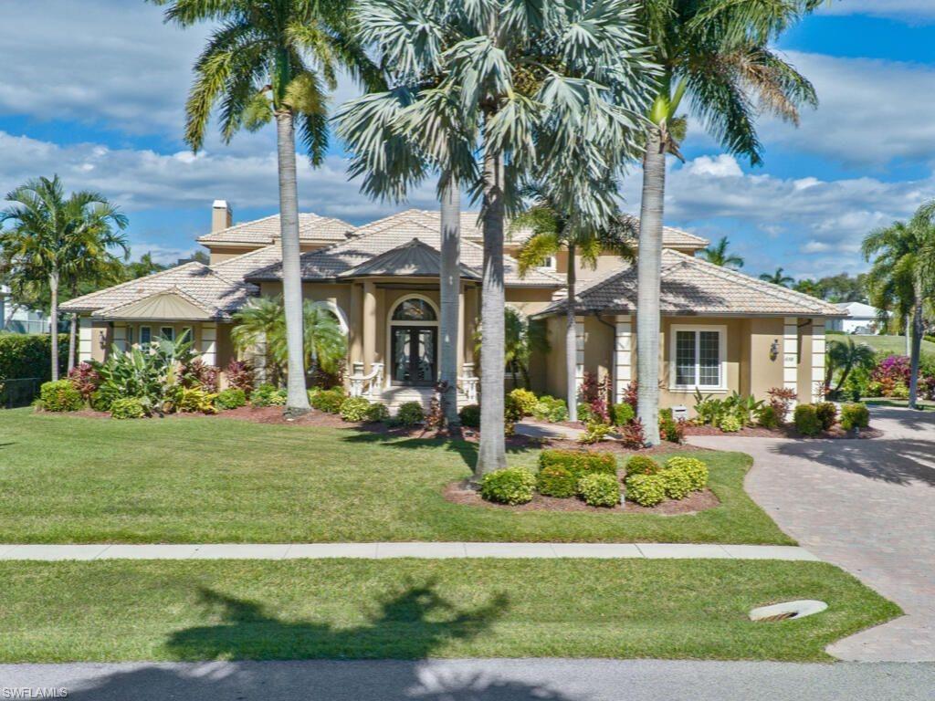 MARCO BEACH - Residential
