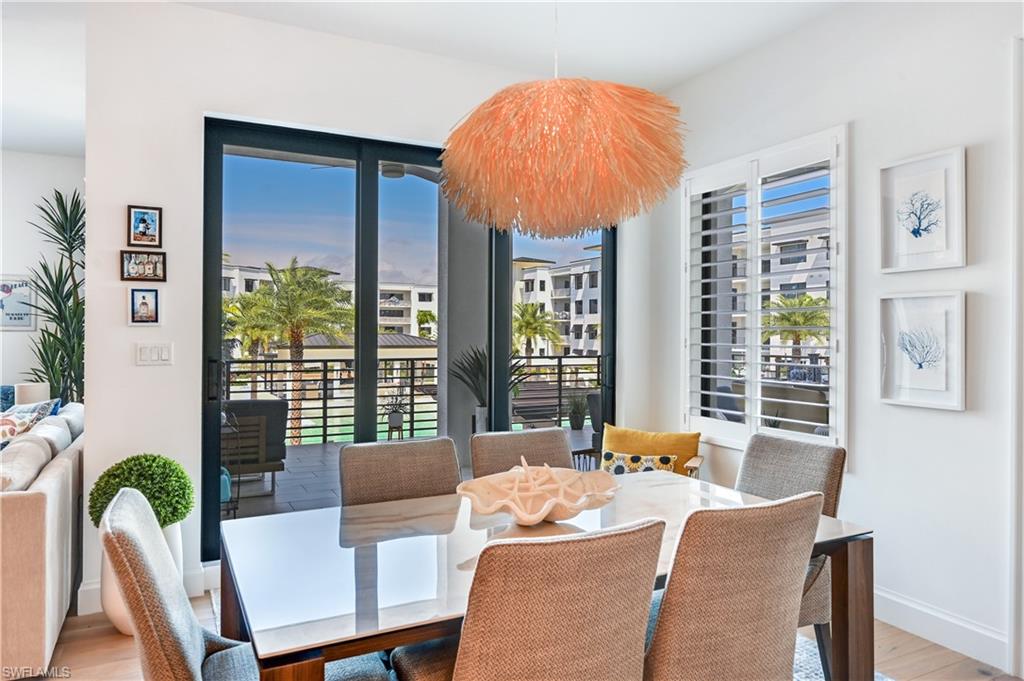ELEVEN ELEVEN CENTRAL - Residential