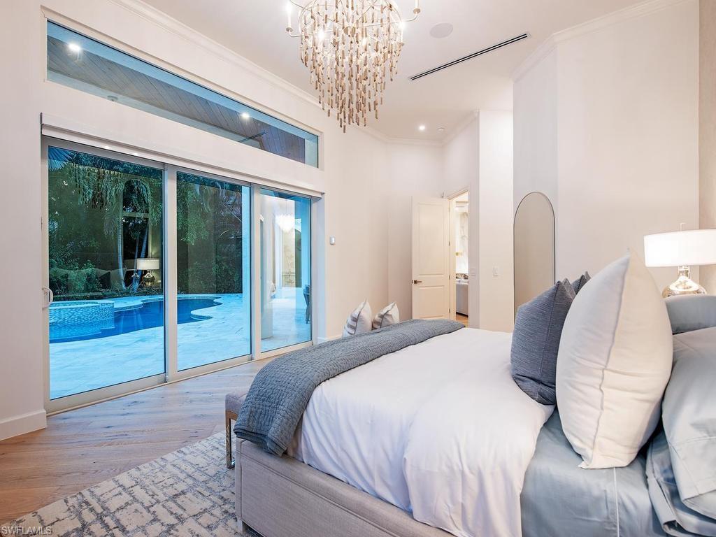 MOORINGS - Residential