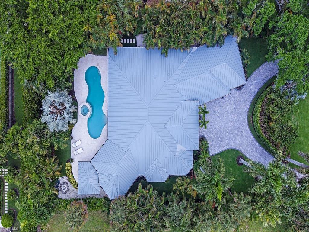 MOORINGS - Residential