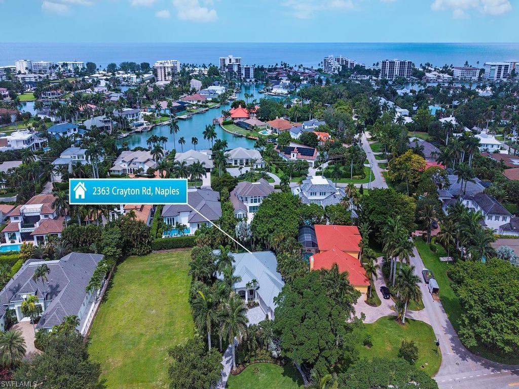 MOORINGS - Residential