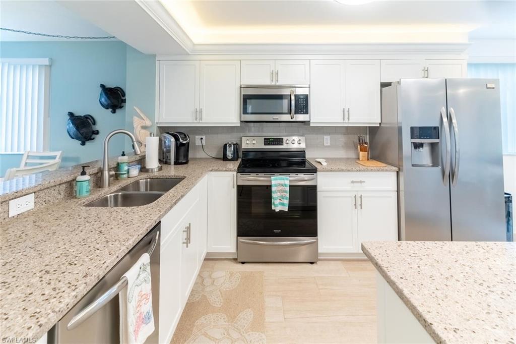 NAPLES COVE - Residential Lease