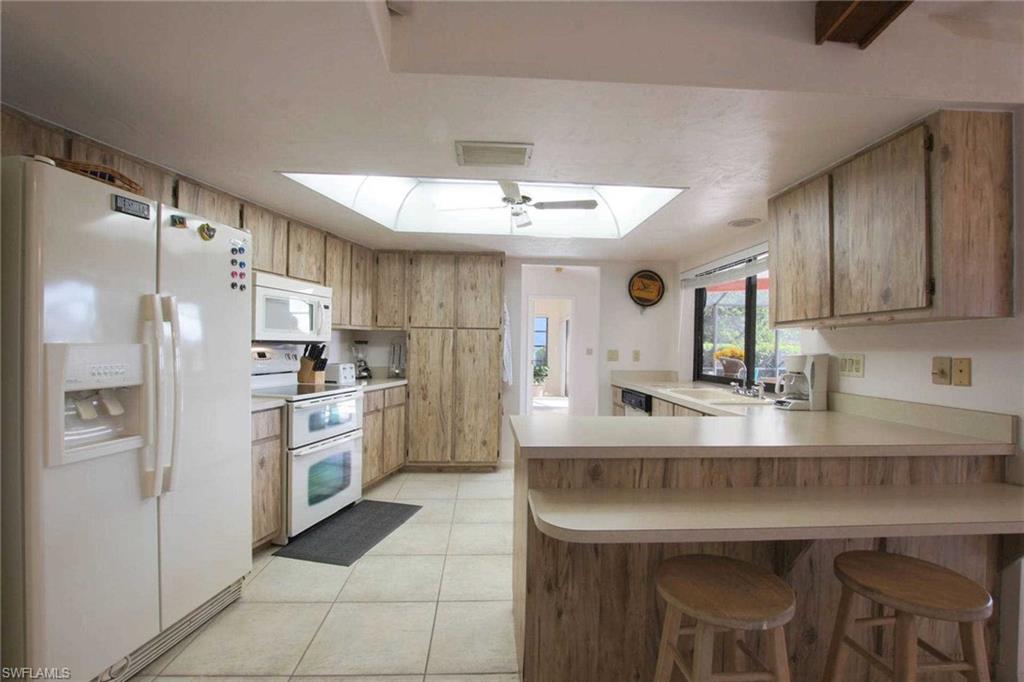 CAPE CORAL - Residential Lease