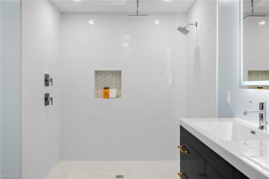 SEAGATE - Residential Lease