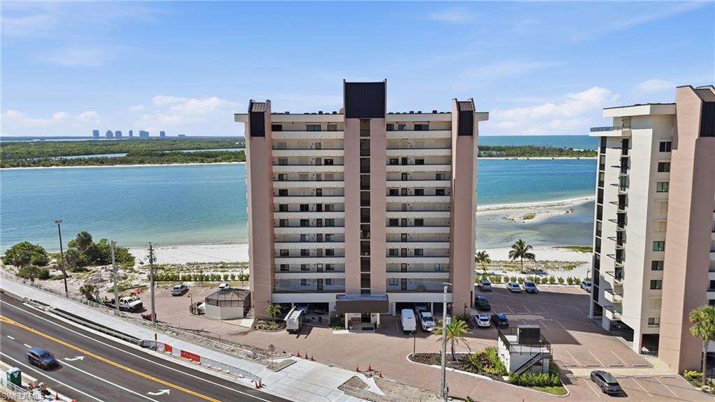 ISLANDS END CONDO - Residential