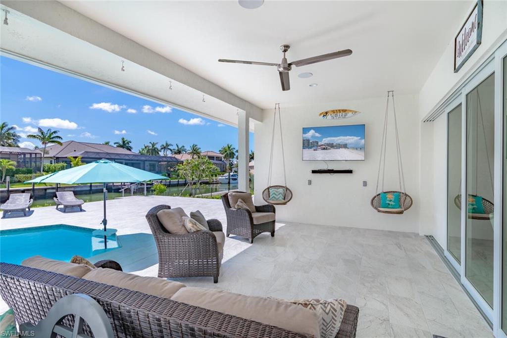 MARCO BEACH - Residential