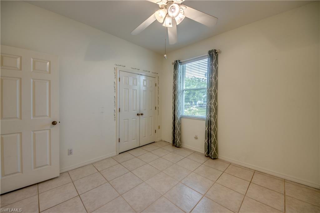 COLONY LAKES - Residential