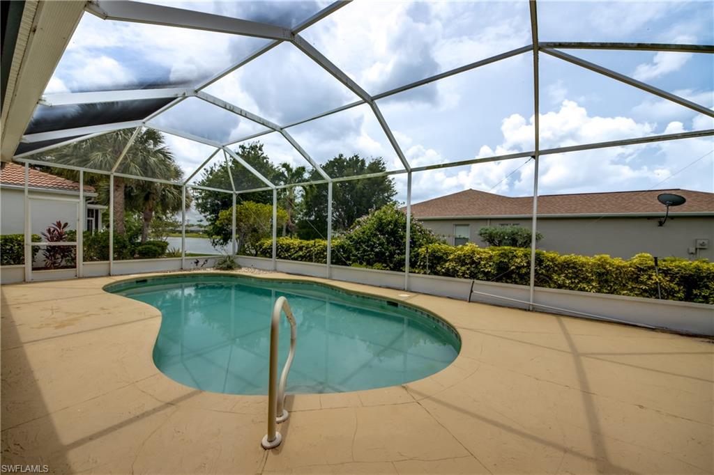 COLONY LAKES - Residential