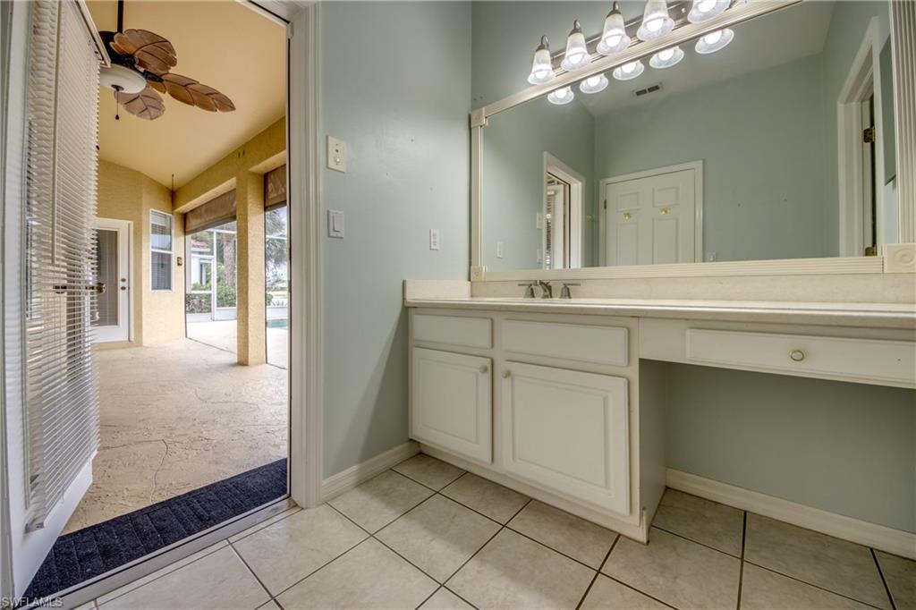 COLONY LAKES - Residential