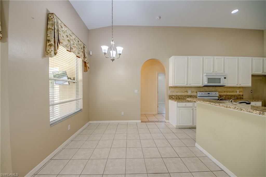COLONY LAKES - Residential