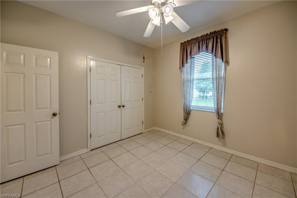 COLONY LAKES - Residential