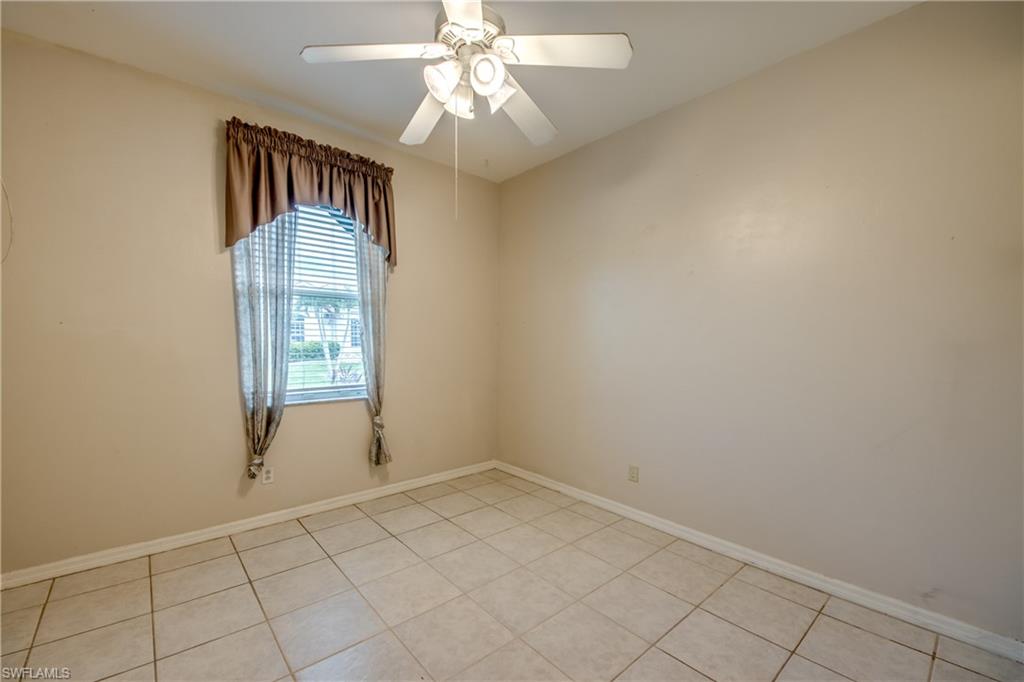 COLONY LAKES - Residential