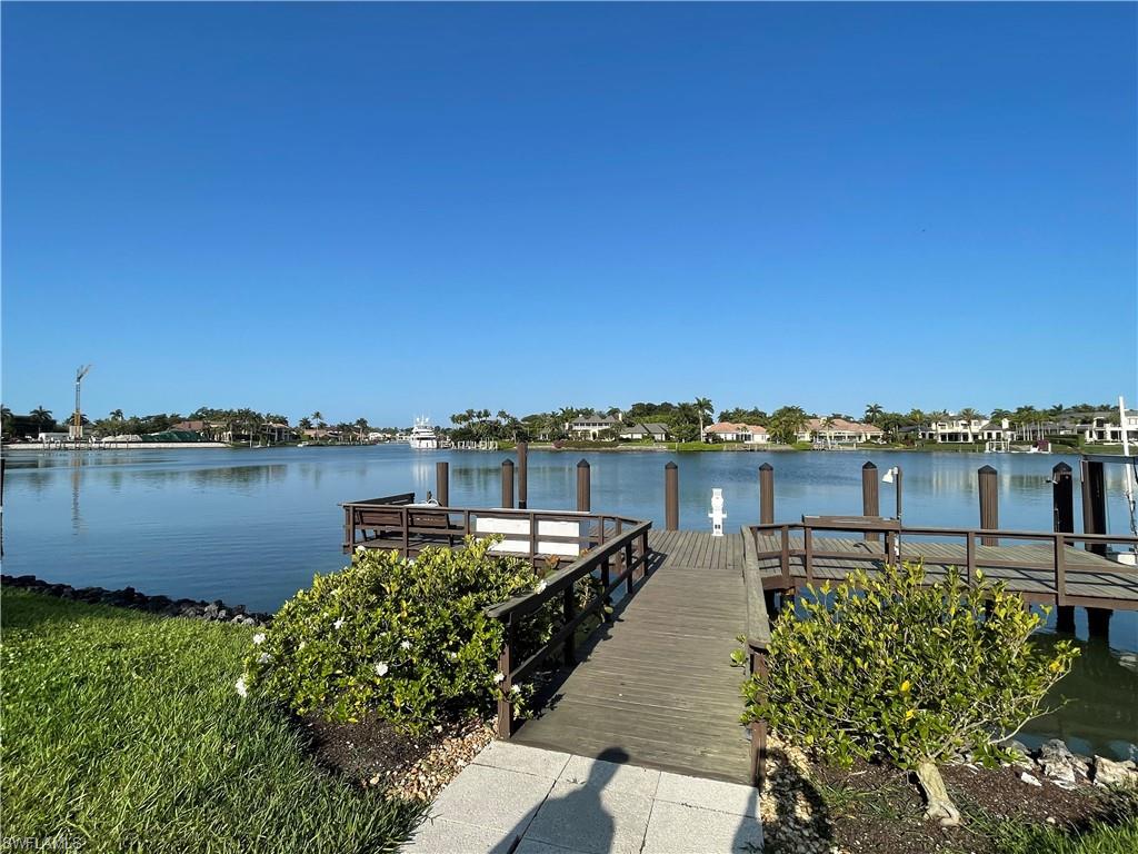 One of the finest Port Royal homesites with wide open vistas over Man 'O' War cove.