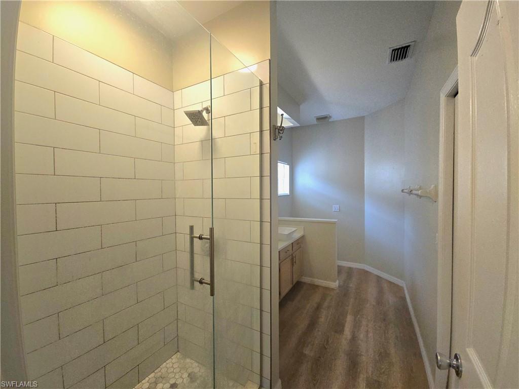 MAPLEWOOD - Residential