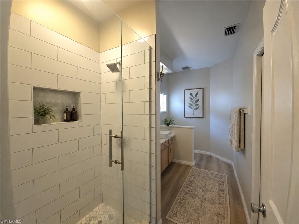 MAPLEWOOD - Residential