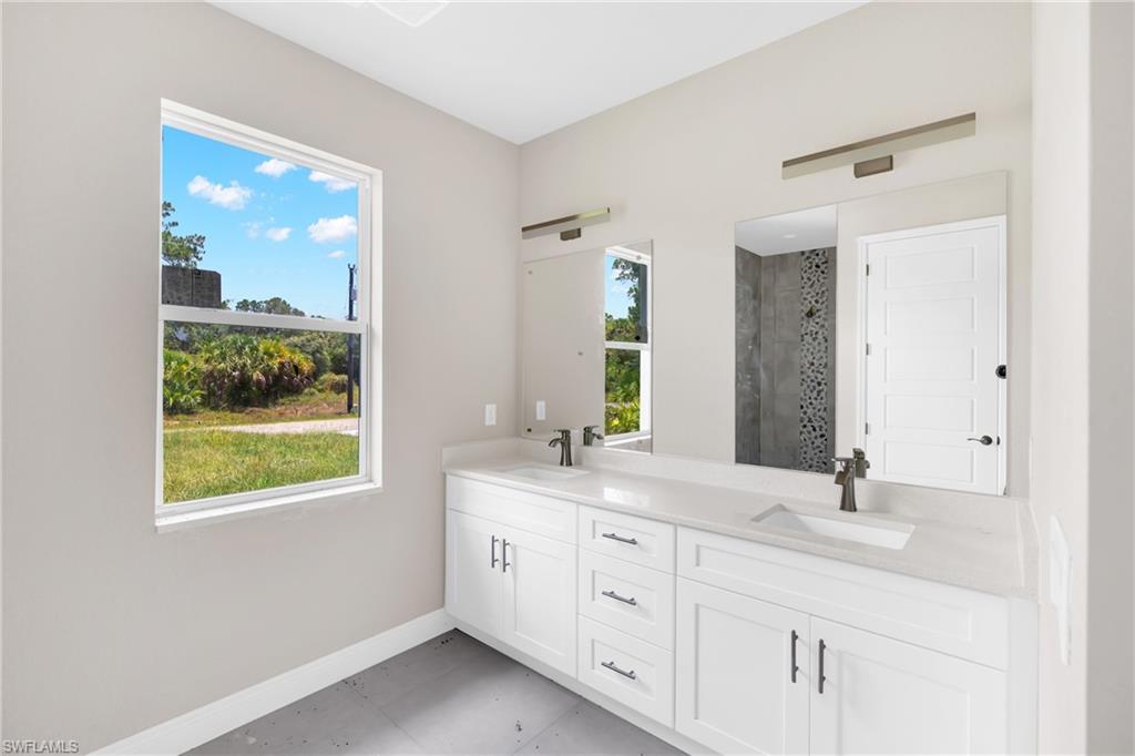 BANYAN VILLAGE - Residential Lease