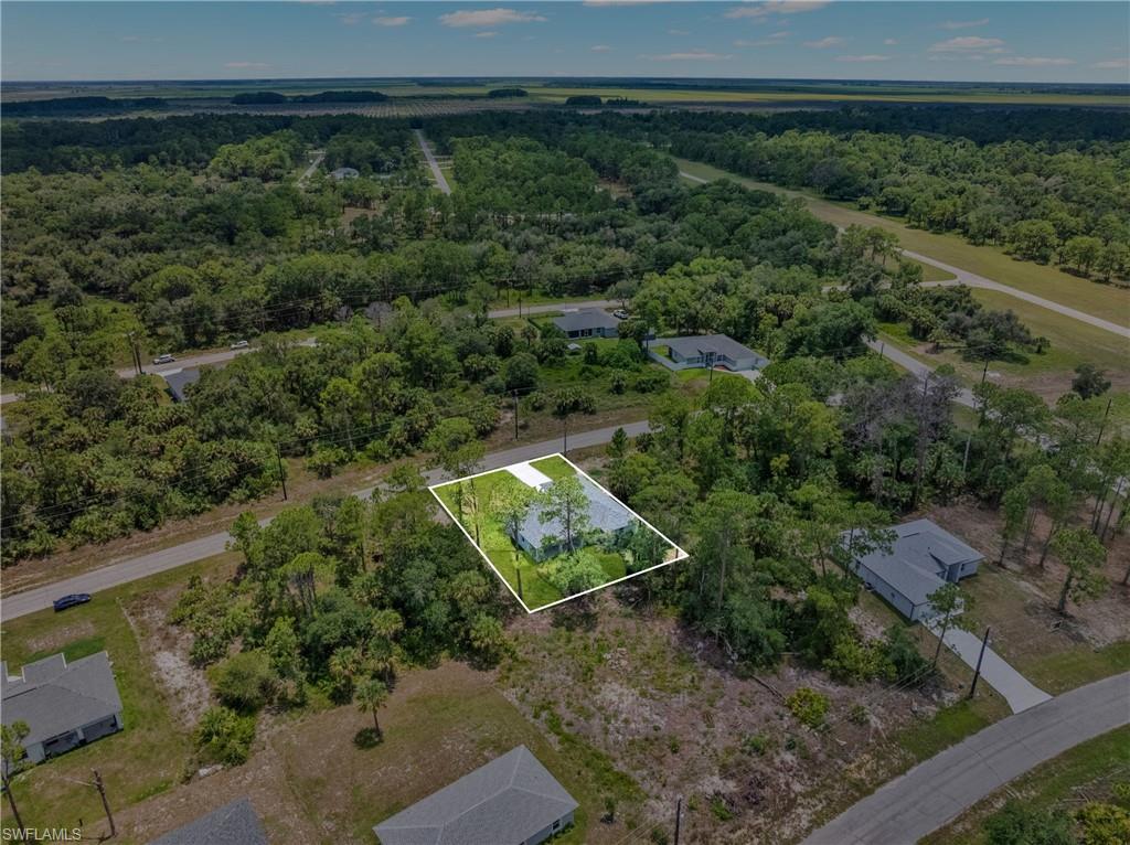 BANYAN VILLAGE - Residential Lease