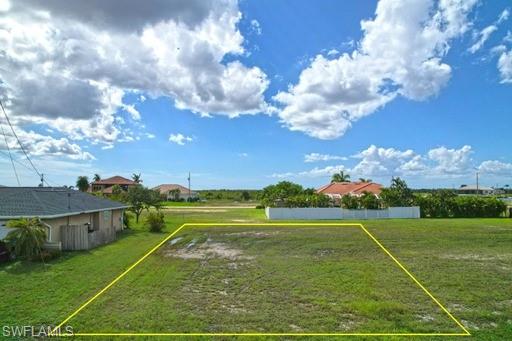 CAPE CORAL - Land