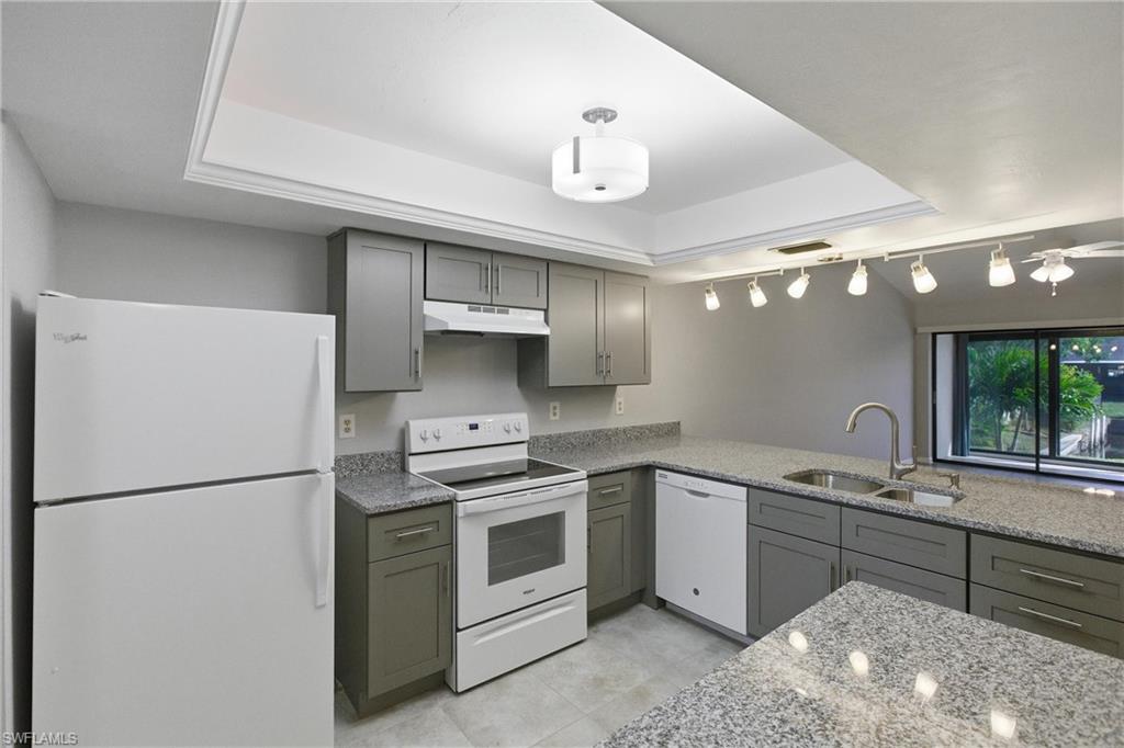 CAPE CORAL - Residential Lease