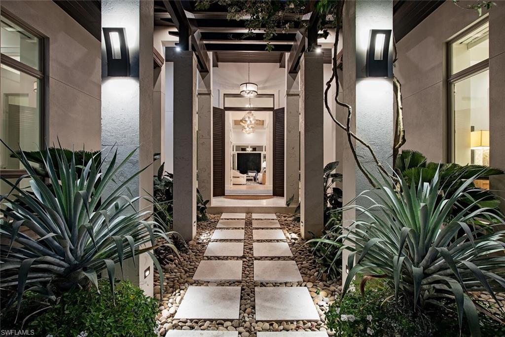 AQUALANE SHORES - Residential