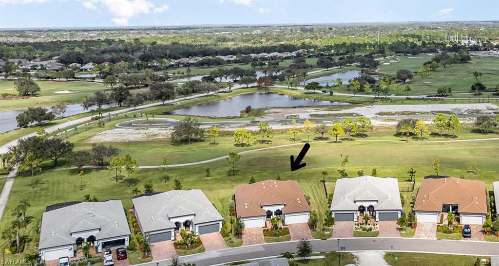 COUNTRY CLUB - Residential