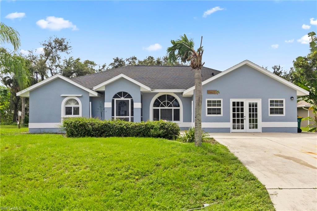 SELLER MAY ASSIST WITH BUYER CLOSING COSTS!
Welcome to your dream home! This impeccably renovated residence is a true gem, boasting a level of craftsmanship and attention to detail that is sure to impress even the most discerning buyer. From the moment you step inside, you'll be captivated by the blend of modern luxury and classic charm that defines this property.
Key Features:
New Kitchen: The heart of this home is the stunning, brand-new kitchen that will delight any chef. 
New Roof: Peace of mind comes with a brand-new roof, providing years of worry-free living and protecting your investment.
Inviting Outdoor Oasis: Step outside to your private paradise. The backyard is a true sanctuary. It's the perfect place to relax, entertain, and create lasting memories with family and friends.
This property represents a rare opportunity to own a turnkey home that seamlessly combines modern amenities with timeless elegance. Don't miss your chance to experience the lifestyle you've always dreamed of.