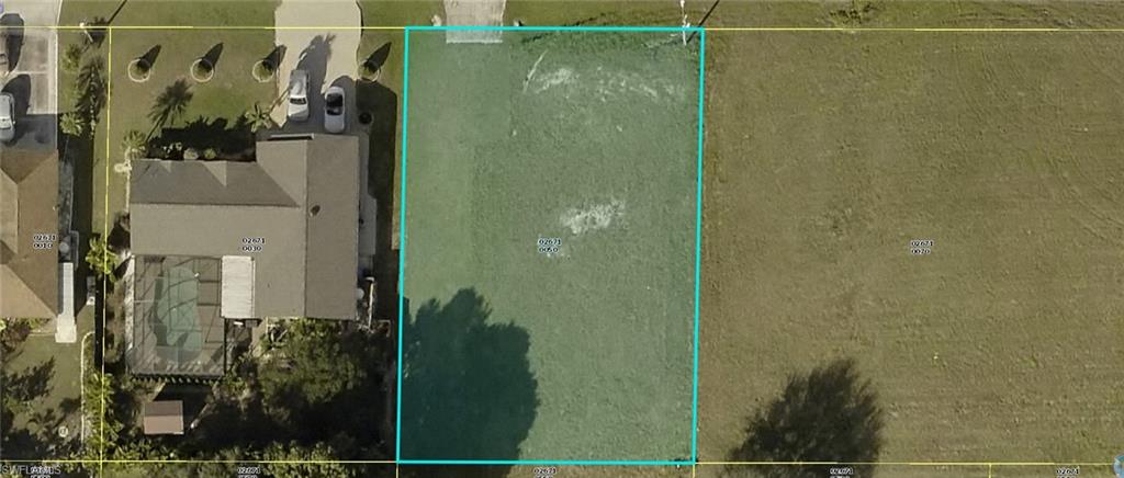 Perfect Place to Build your new home!! This NW Cape Coral lot is in a good central location. Should save on impact fees as it has had a home on it before. It also has a driveway entry.