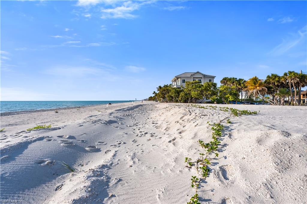 BONITA BEACH - Land