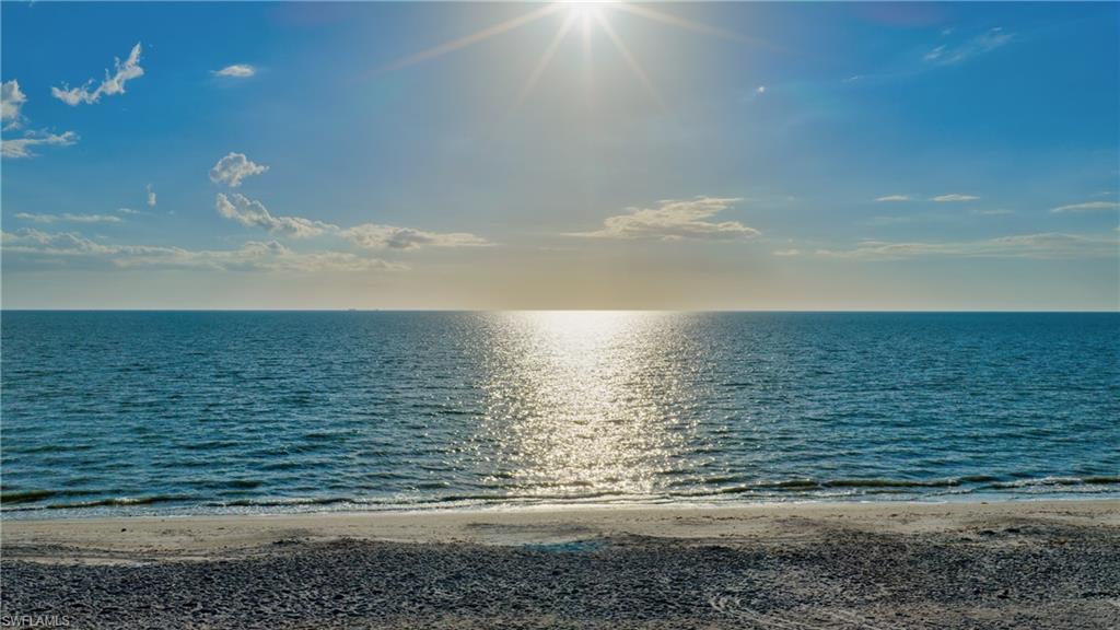 BONITA BEACH - Land
