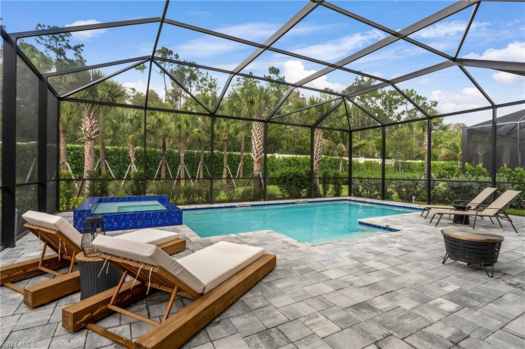 CAYMAS - Residential Lease