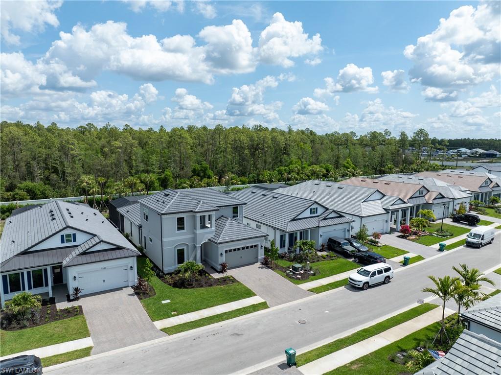 CAYMAS - Residential Lease