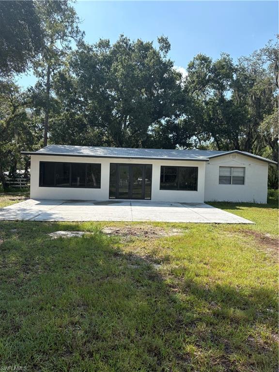 FLAGHOLE - Residential Lease