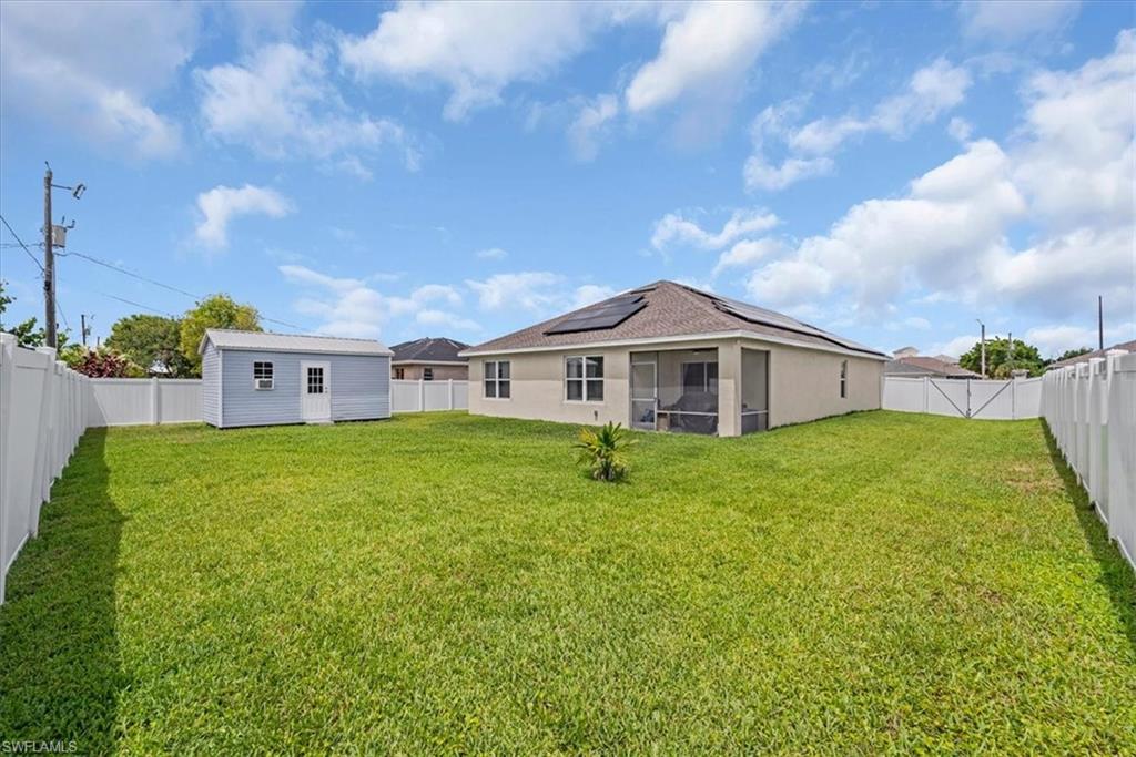 CAPE CORAL - Residential