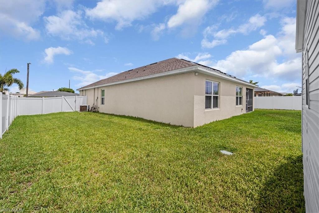CAPE CORAL - Residential