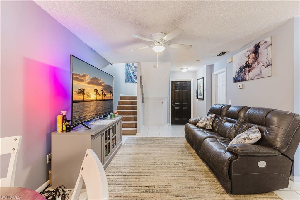 SAN CARLOS PARK - Residential Income