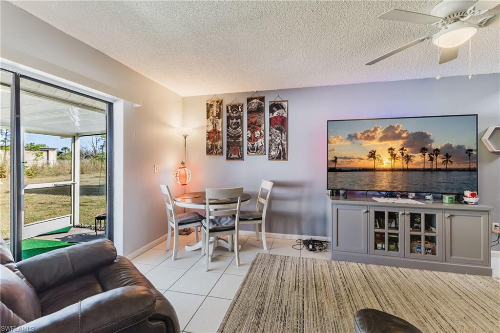 SAN CARLOS PARK - Residential Income