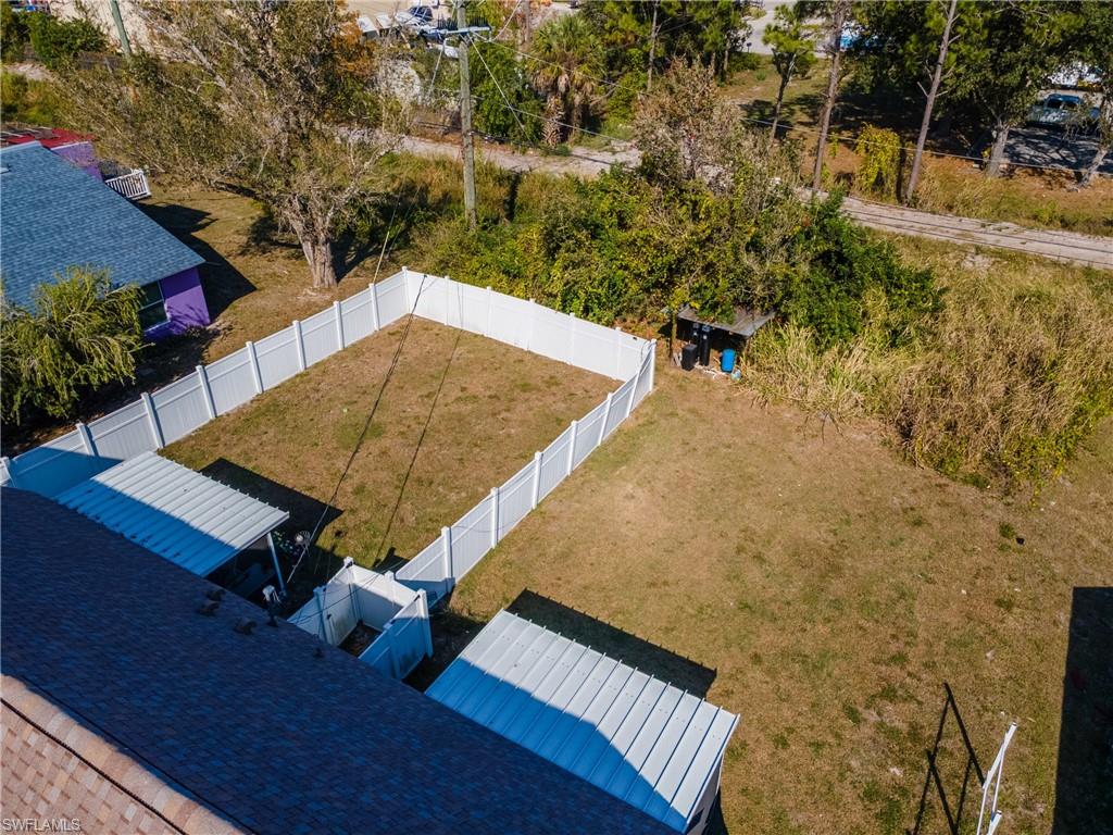 SAN CARLOS PARK - Residential Income