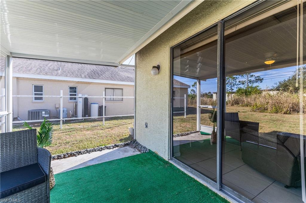 SAN CARLOS PARK - Residential Income