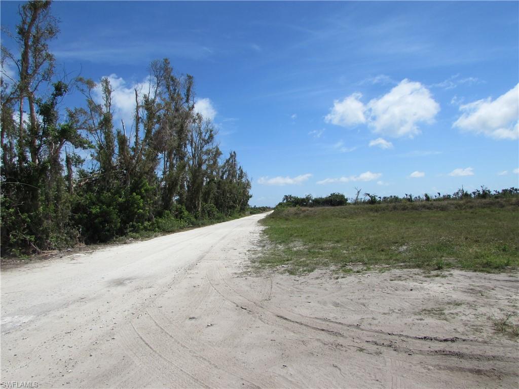 KREAMERS SUBD - Land