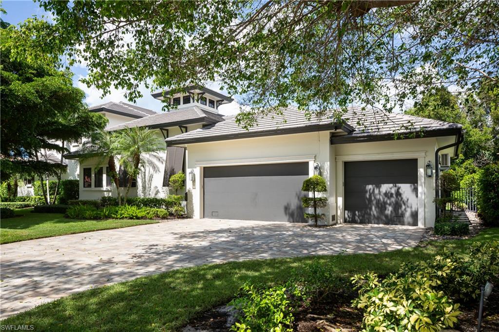 MOORINGS - Residential