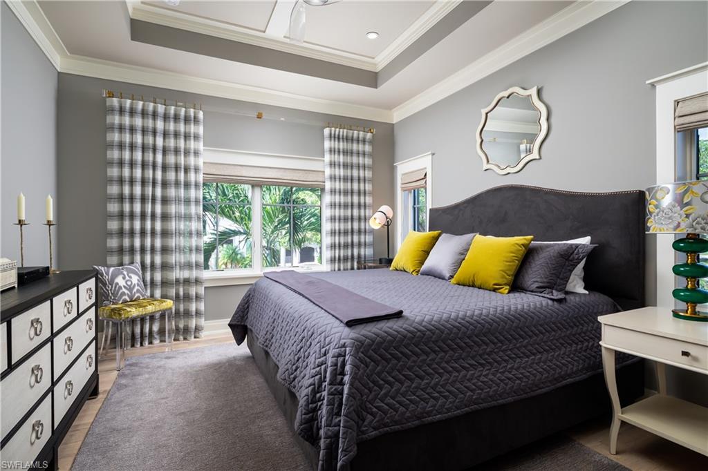MOORINGS - Residential