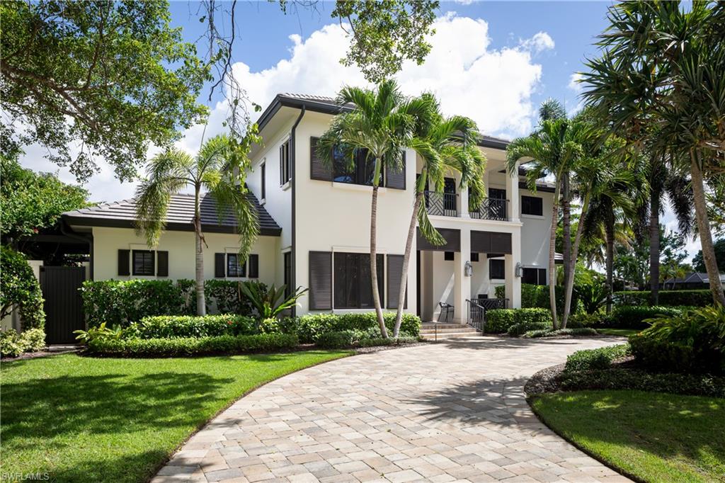 MOORINGS - Residential