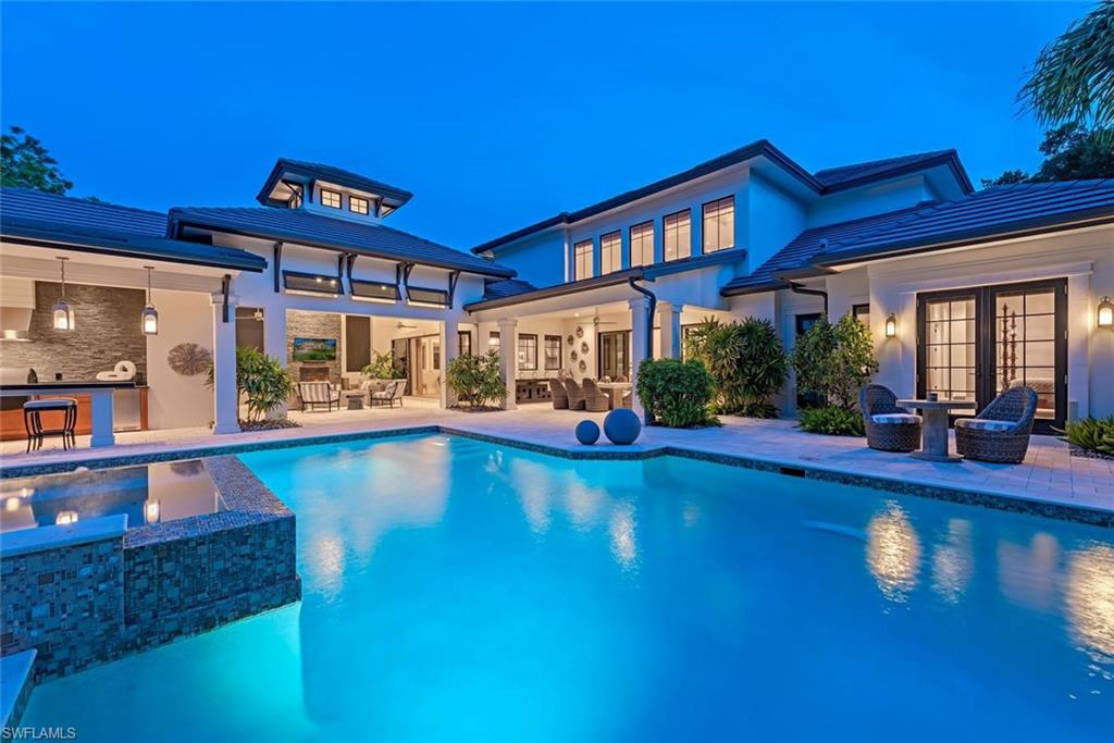 MOORINGS - Residential