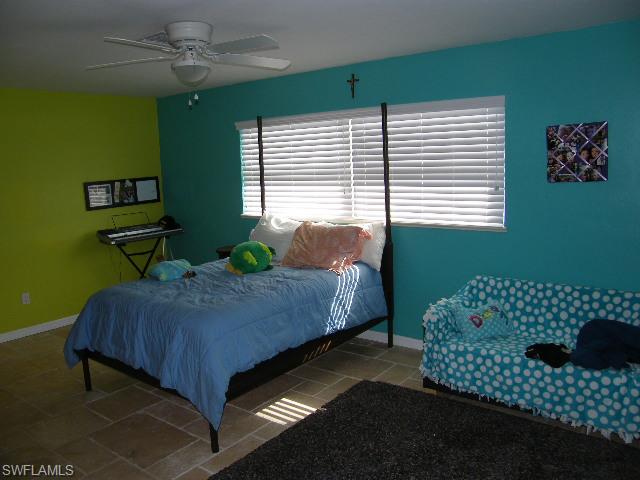 ISLAND PARK - Residential