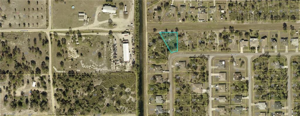 LEHIGH ACRES - Land