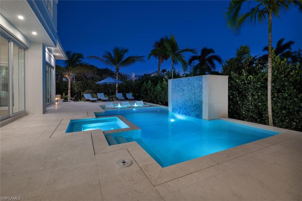 OLDE NAPLES - Residential